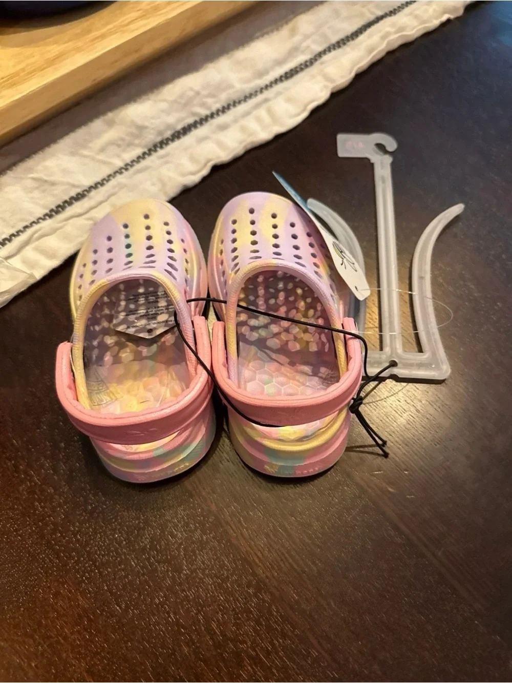 Kids Pink Tie- Joy Bees Clog Sandals C4/5